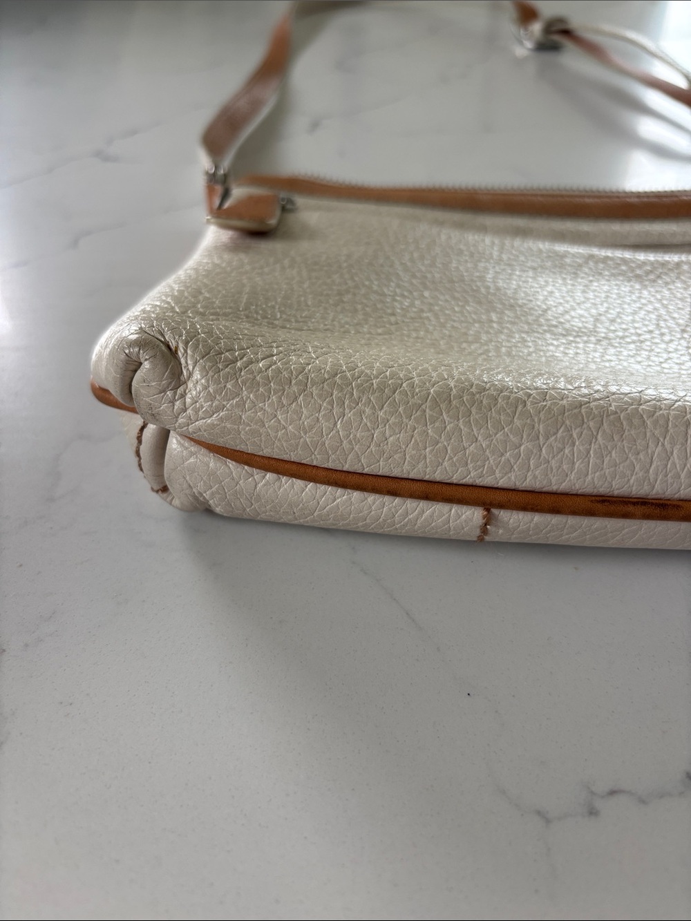 Brighton Heart Patch Crossbody Bag - Cream - Picture 6 of 9
